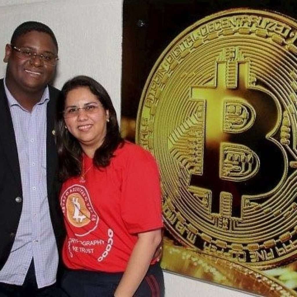 esposa-do-‘farao-dos-bitcoins’-seguiu-tocando-negocios-de-miami-apos-prisoes-e-chegou-a-sacar-r$-1-bilhao,-indica-grampo