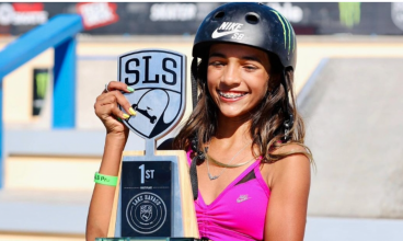 Rayssa Leal desembarca em Jacksonville para a final do campeonato mundial de skate