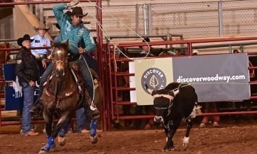 Dois brasileiros disputam título mundial de rodeio em cavalos em Las Vegas