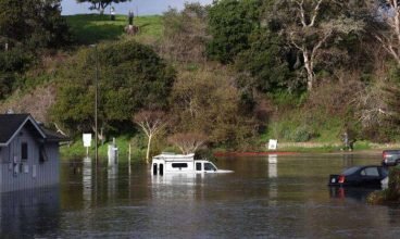 VÍDEO: EUA, Canadá, Chile e Japão são afetados por tsunami em Tonga