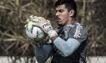 Para fechar com João Paulo, Flamengo oferece jogadores ao Santos