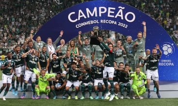 Palmeiras é campeão da Recopa com apoio da torcida