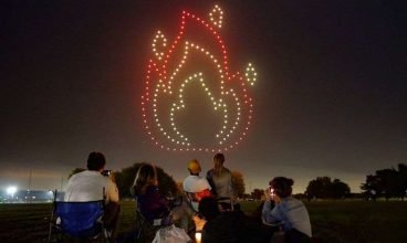 Centenas de drones iluminarão o céu na praia de Pompano Beach neste sábado à noite (2)