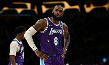 Os dias de champanhe de LeBron James com o Lakers provavelmente acabaram, então o que o futuro dele reserva?