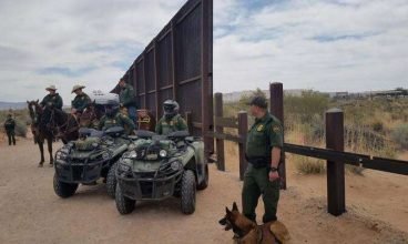 Alerta: FBI e Border Patrol de El Paso veem aumento no sequestro de imigrantes e extorsão de resgate