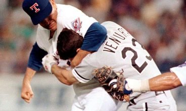 Nolan Ryan se surpreende fãs ainda falarem sobre luta de Robin Ventura: 'É incrível'