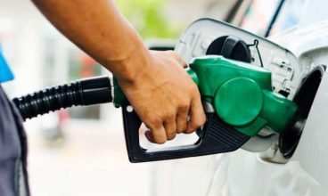 Preço da gasolina na Flórida chega a $4,49 o galão em algumas regiões