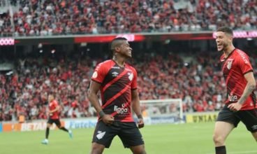 Brasileirão Série A: Dispensado pelo Grêmio, lateral é destaque da rodada
