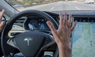 Reguladores federais investigam o tweet de véspera de ano novo de Elon Musk 'Full Self Driving'