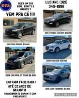 May be an image of car and text that says 'DTA QUER UM SUV BOM, BONITO E BARATO ? VEM PRA CÁ!!!! 22 LUCIANO (321) 345-1556 2014 HYUNDAI SANTA 2014H$13990 FE $13.990 2016 FORD ESCAPE $13.900 2016 AUDI QS $16.900 2016 CHEVROLET TRAX $8.990 ENTRADA FACILITADA! ATÉ 02 ANOS DE GARANTIA FINANCIAMENTO SOMENTE COM PASSAPORTE 2015 JEEP CHEROKEE $11.900 PIC.COLLAGE'