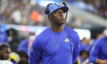 Rams DC Raheem Morris ajudou a salvar criança que se afogava na piscina de Las Vegas