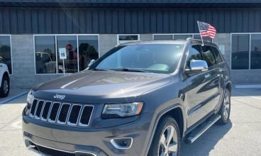 Esse é pra você que curte SUV! Esse 2014 JEEP GRAND CHEROKEE está incrível e com