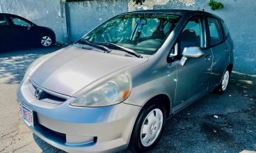 $4,500 HONDA FIT  Hablamos Espanol!!