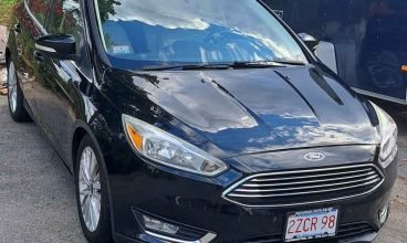 • Vendo 2016 Ford focus titanium