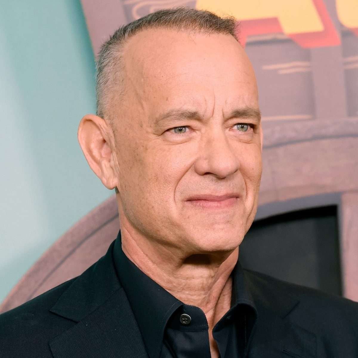 'Cuidado': Tom Hanks alerta sobre o perigo da IA após anúncio usar sua imagem sem permissão