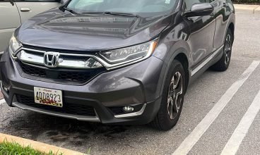 Vendo: Honda Civic CRV- 2018 
 Apenas um dono- 65000 milhas 
 Tudo em perfeita c