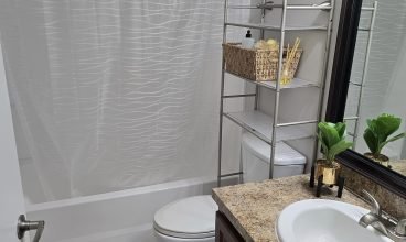 Alugo quarto com banheiro privado para homem ou mulher em Boca Raton.