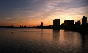Boston em Verde e Amarelo: A Ascensão da Cidade Americana como Destino para Brasileiros